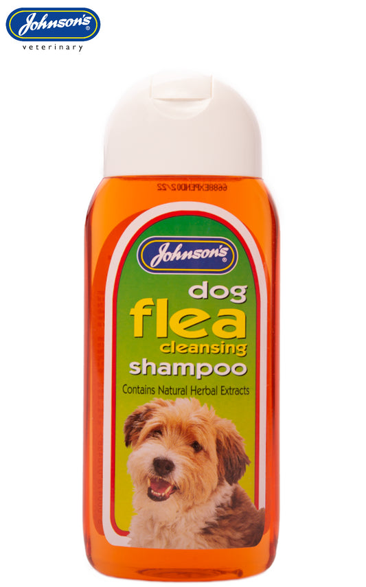 Johnson's Veterinary Dog Flea Cleansing Shampoo 200ml